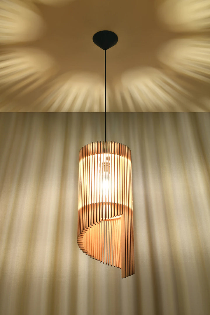 ALEXIA Wood Pendant Light