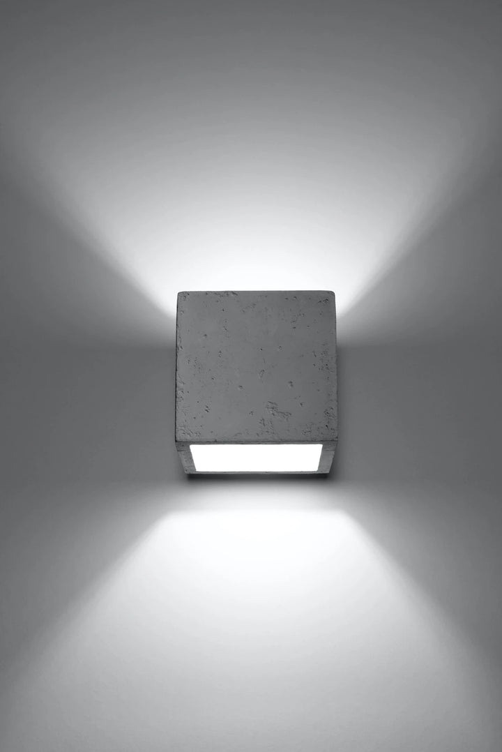 QUAD Concrete Wall Light